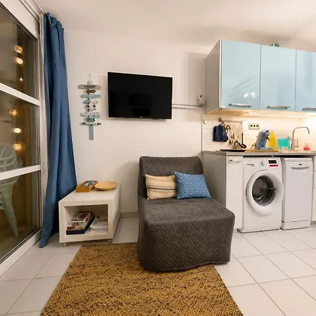 Apartment Renove Climatise Avec Vue Cap Esterel